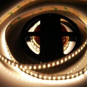 Led szalag 60 led/m, 2835 chip, 500 Lumen meleg fehér