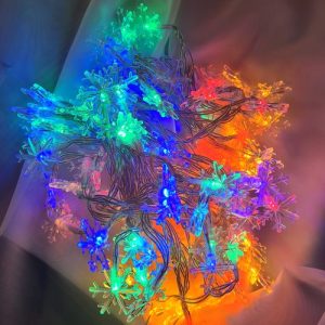 Karácsonyi Led füzér, 100db hópihe, multi color Led, villogtatható, 8 funkciós vezérlővel, 5V, USB csatlakozós! - Image 3