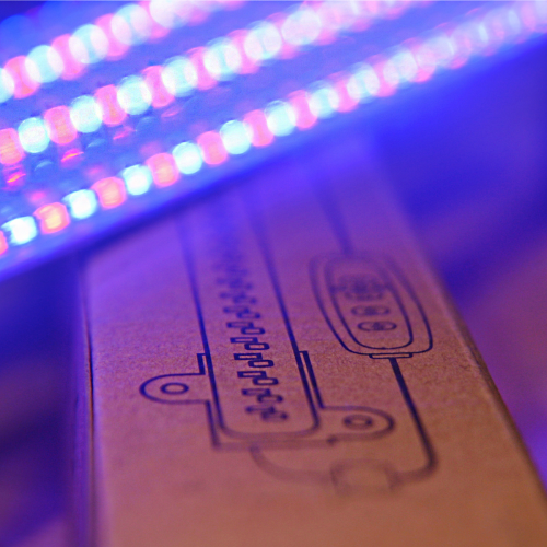 novenynevelo-led-modul-4w-42-led-30-cm-usb-veggel-piroskek-feny-idozitheto-dimmelheto-ledissimo-grow-1-500×500