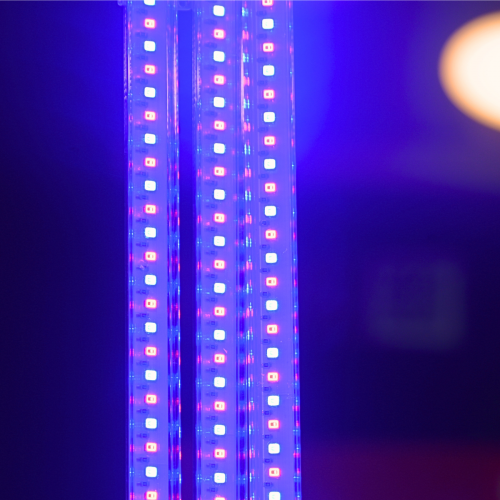 novenynevelo-led-modul-szett-3-x-4w-3-x-42-led-3-x-30-cm-usb-veggel-piroskek-feny-idozitheto-dimmelheto-ledissimo-grow-4-500×500