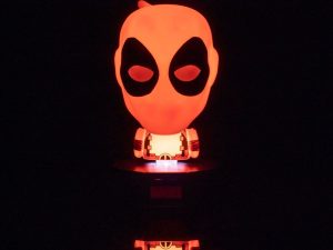 Marvel Icon Light Deadpool